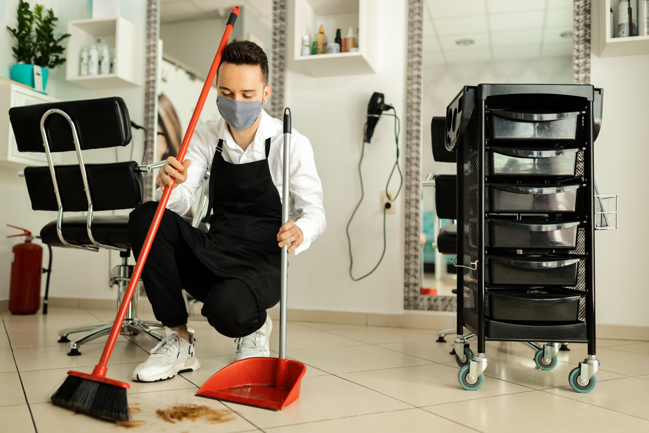 Salon Cleaning - Image 7